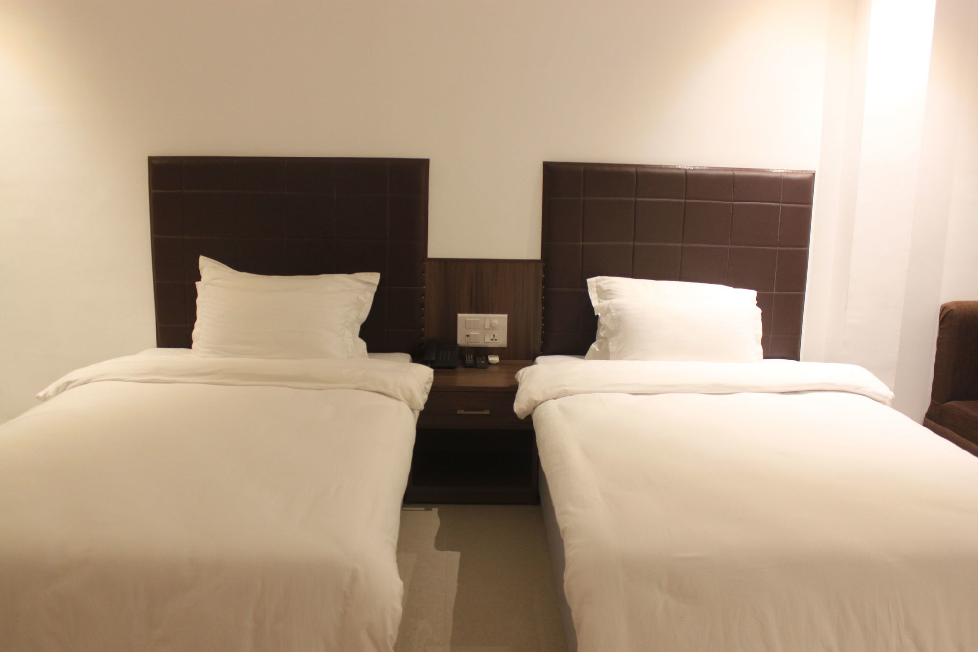 Niranjana Hotel Bodhgaya Cameră foto